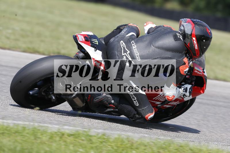 /45 10.08.2025 Plüss Moto Sport ADR/Freies Fahren/backside